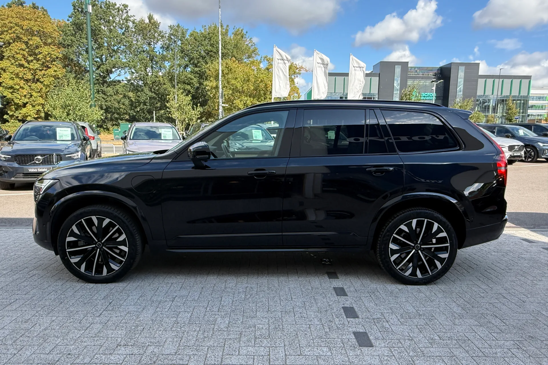 Volvo XC90 thumbnail image number 14