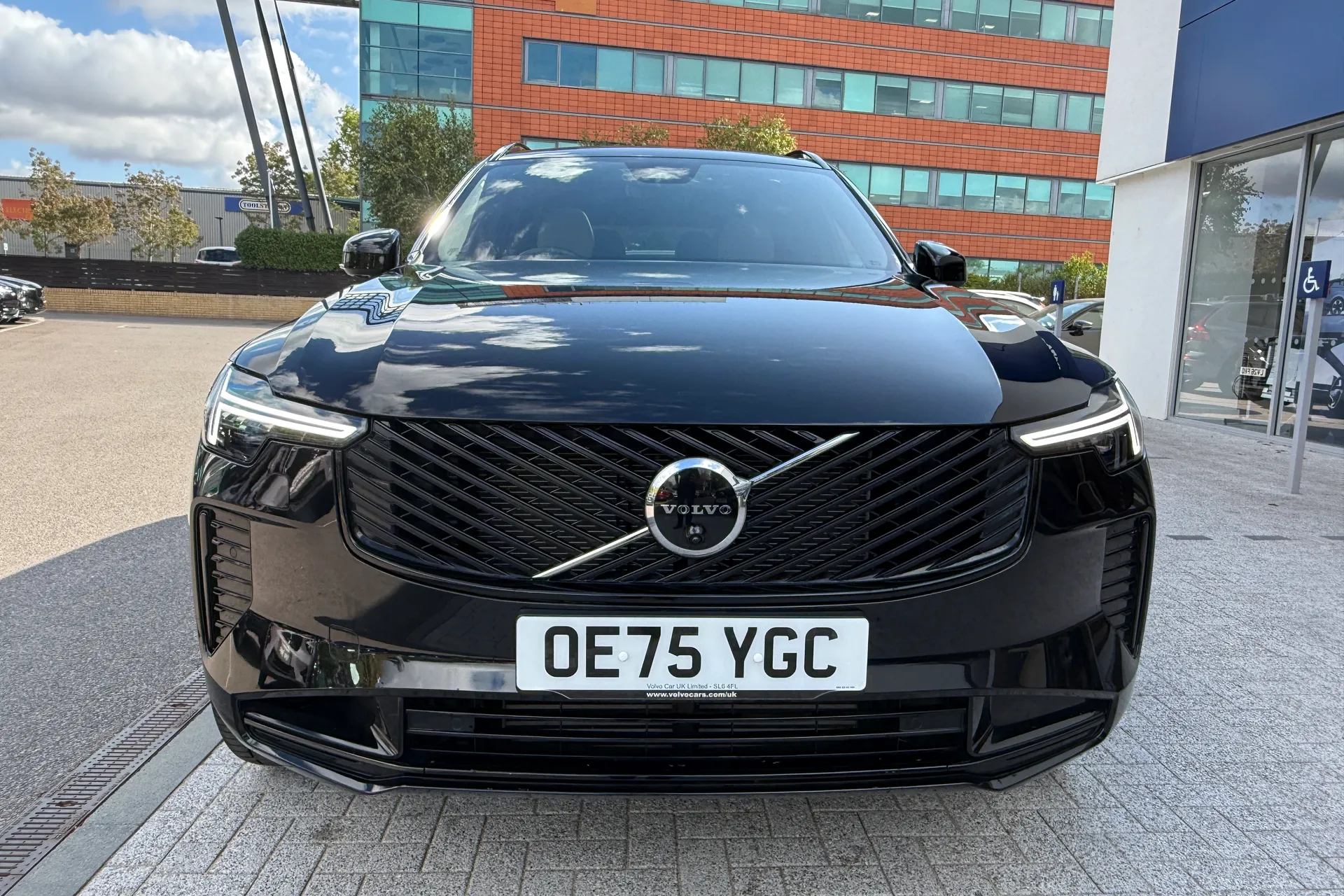 Volvo XC90 thumbnail image number 16
