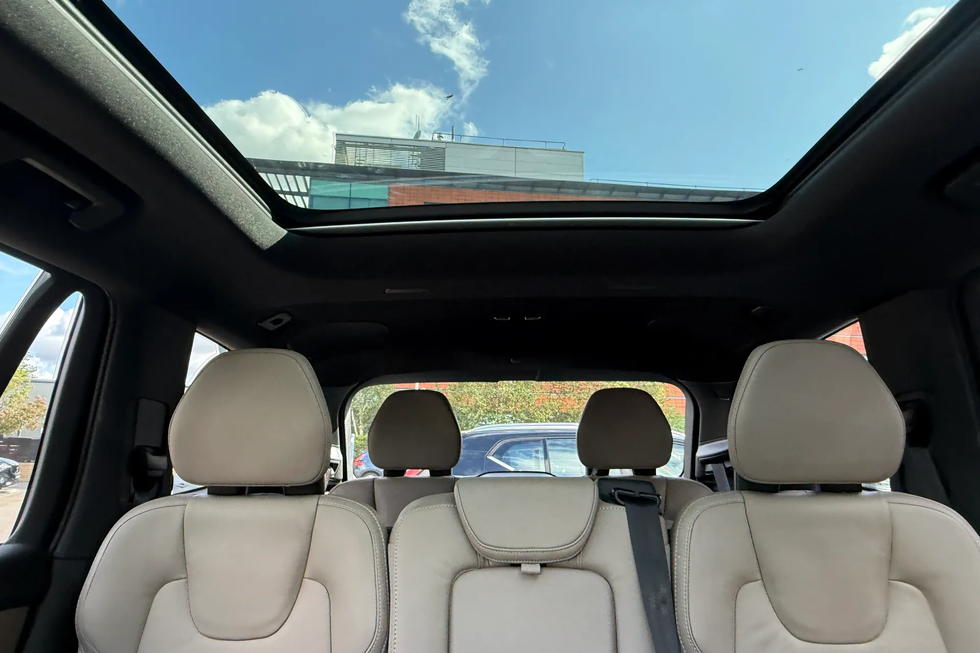 Volvo XC90 thumbnail image number 7