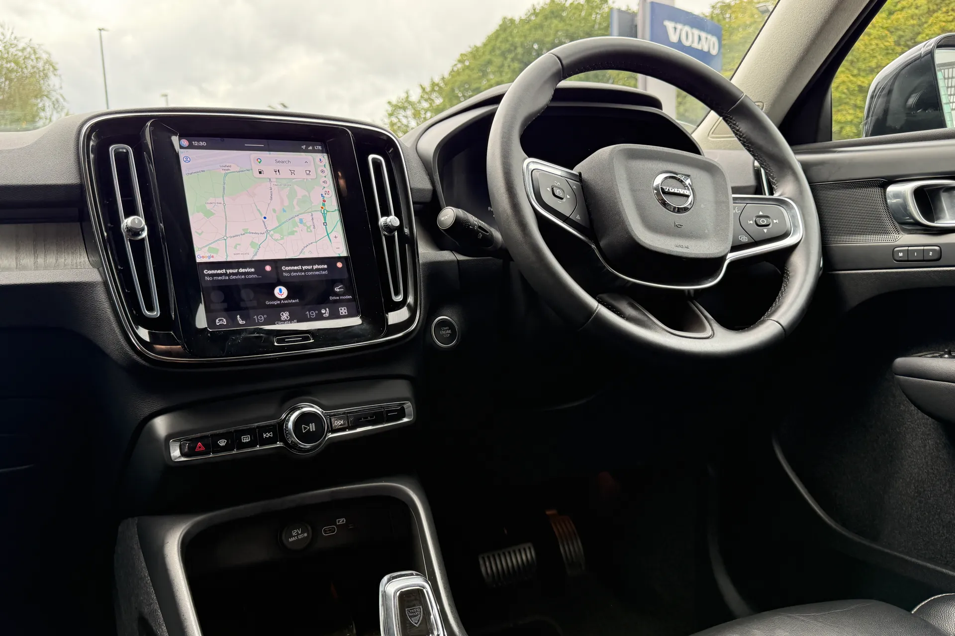 Volvo XC40 thumbnail image number 34