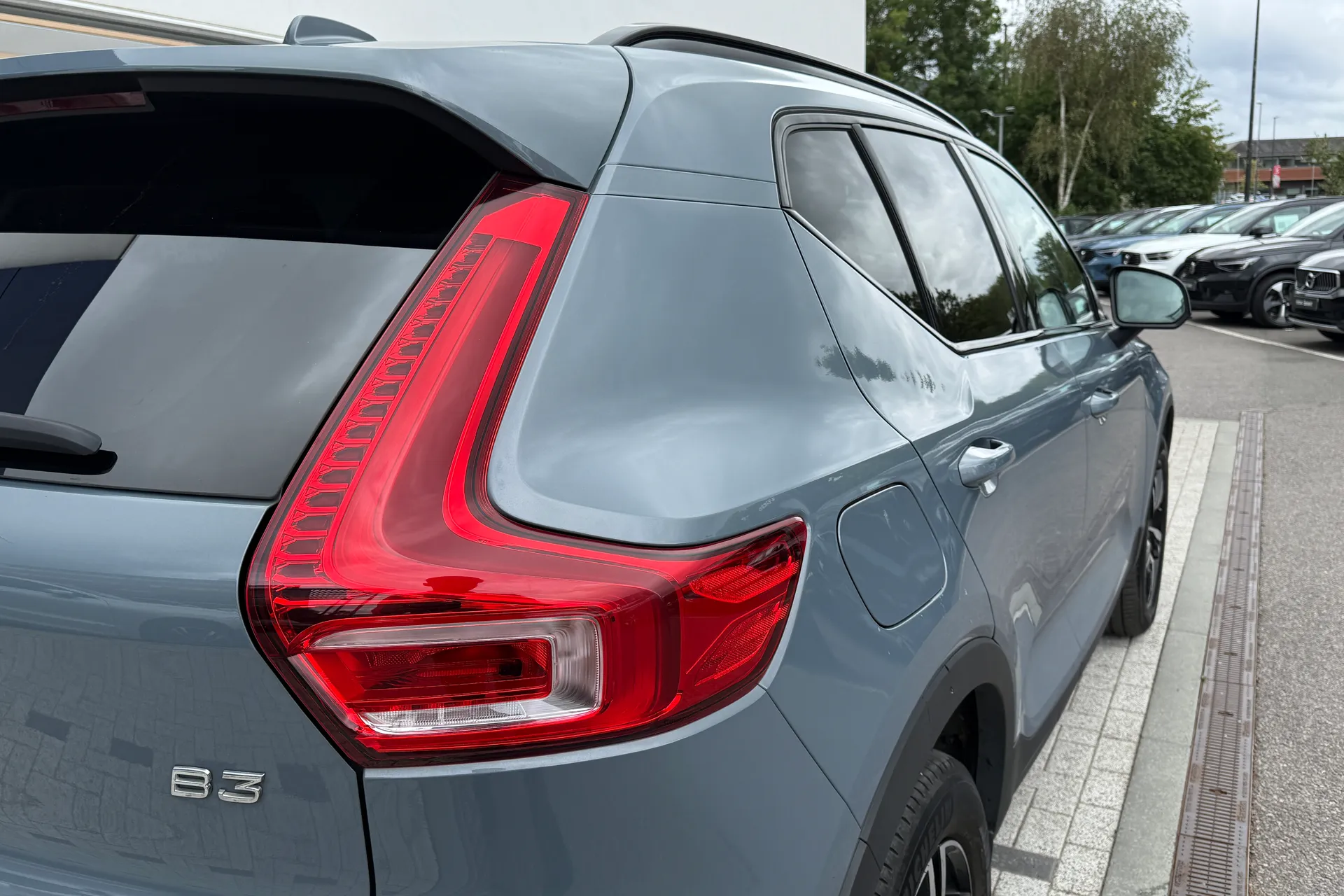 Volvo XC40 thumbnail image number 17