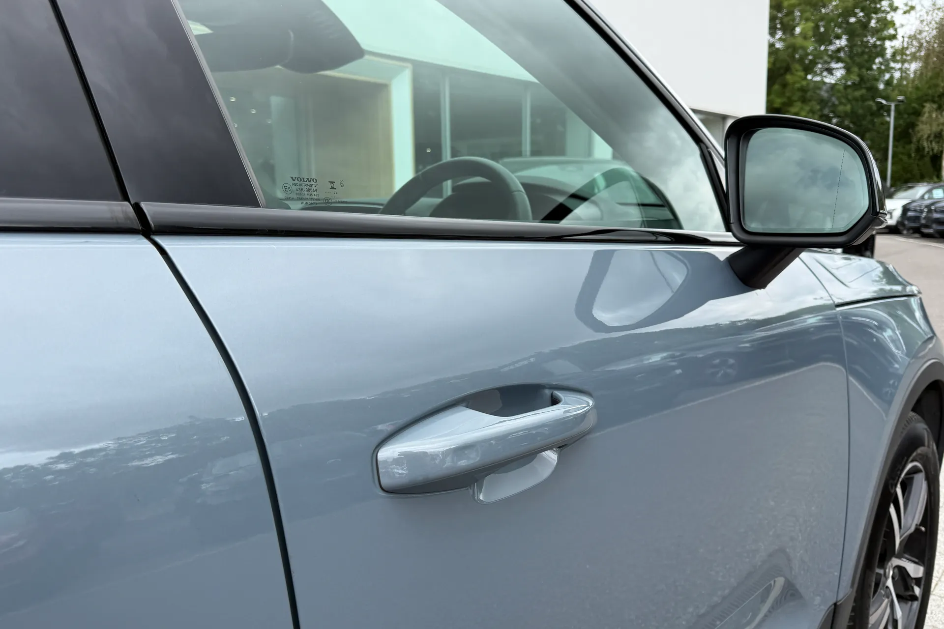 Volvo XC40 thumbnail image number 15