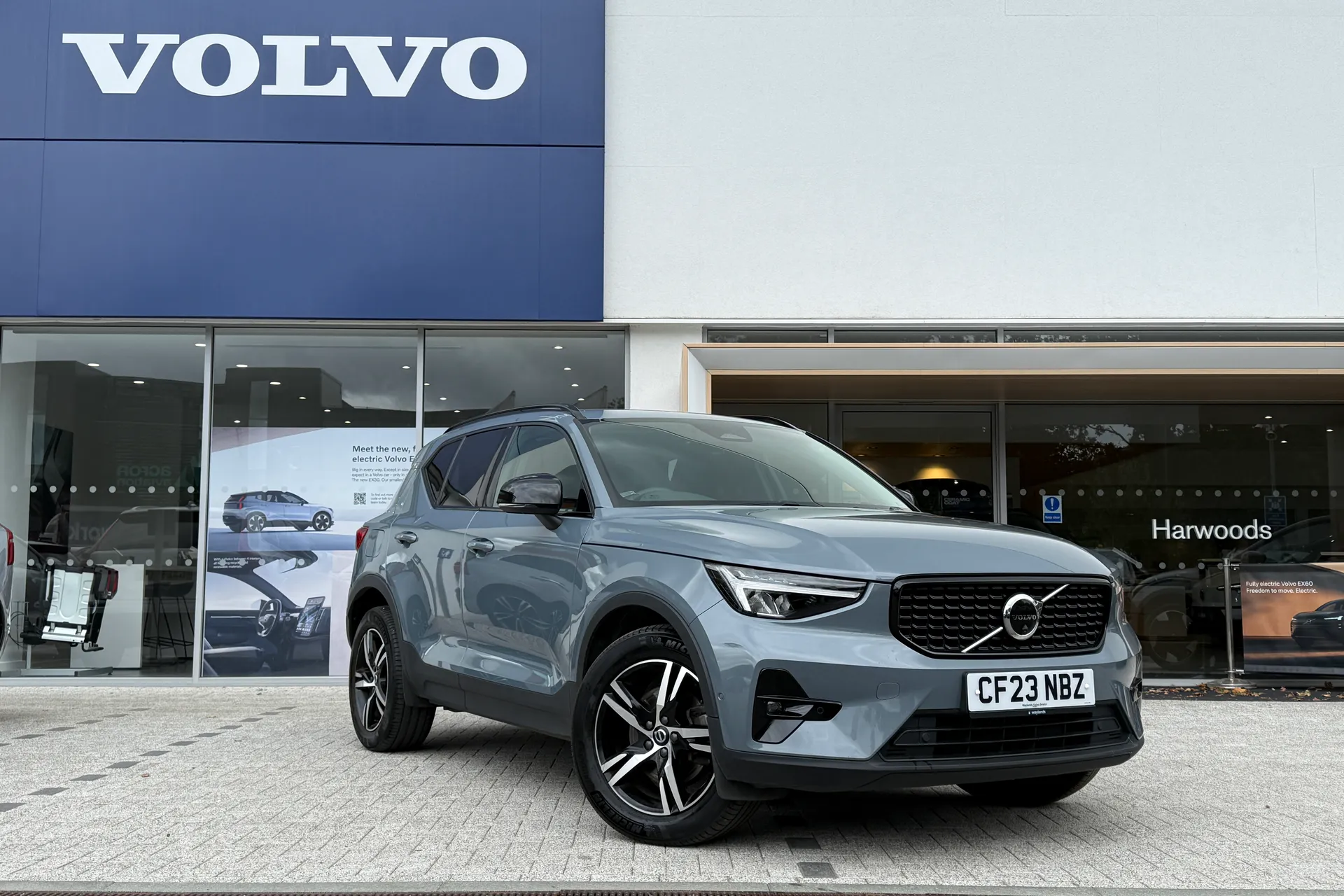 Volvo XC40 focused image