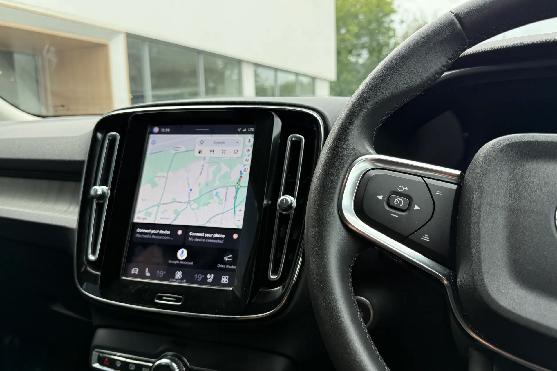 Volvo XC40 thumbnail image number 35