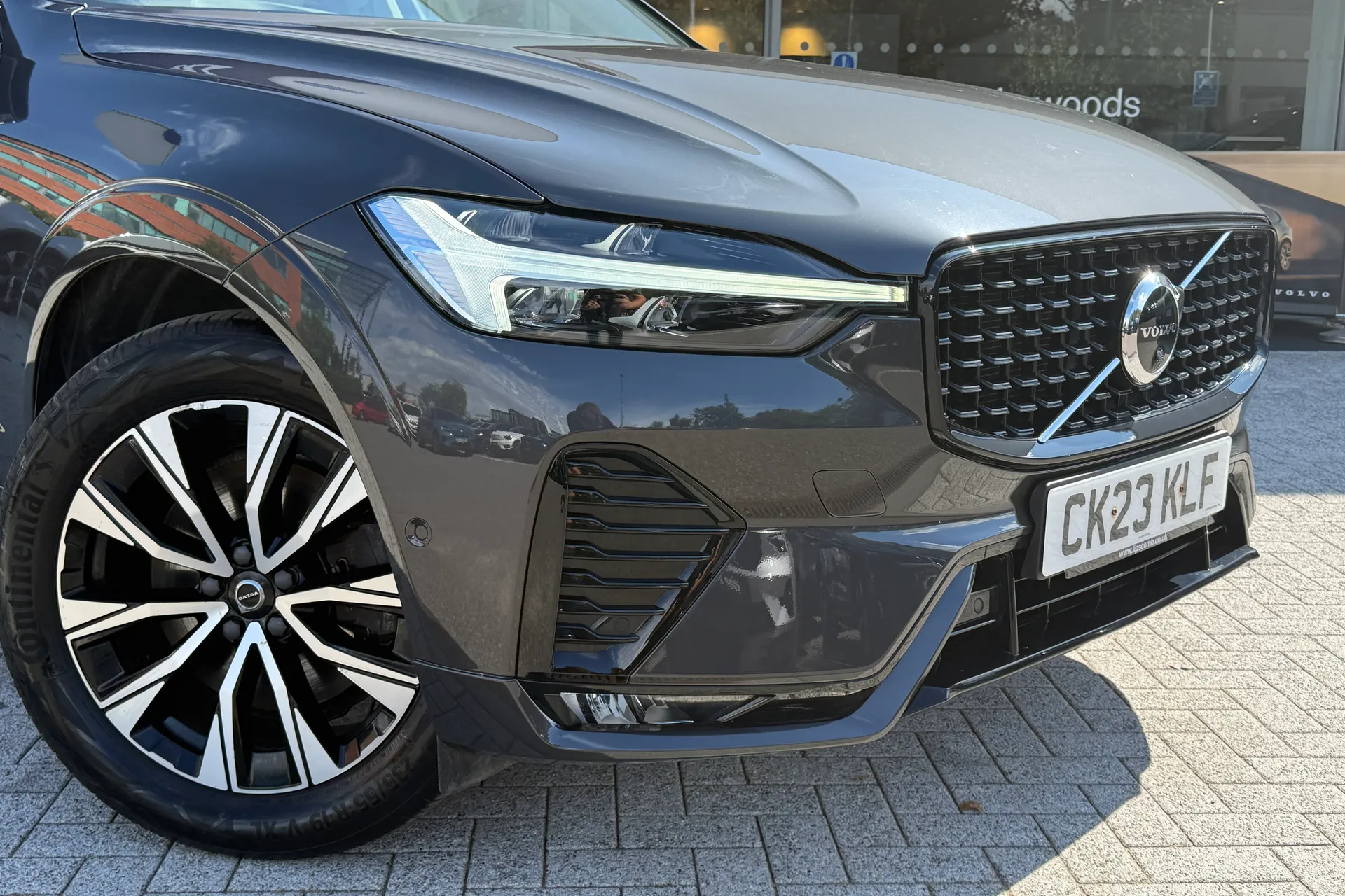 Volvo XC60 thumbnail image number 7