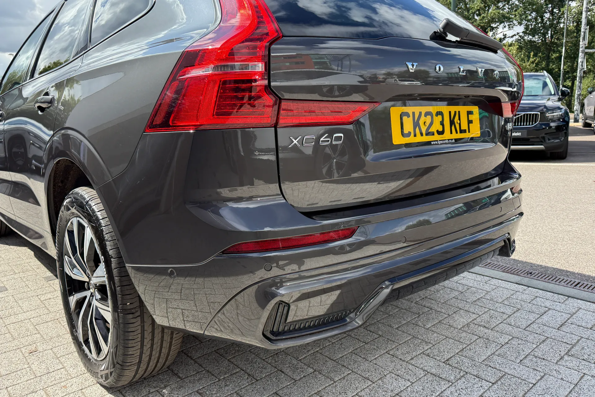 Volvo XC60 thumbnail image number 19