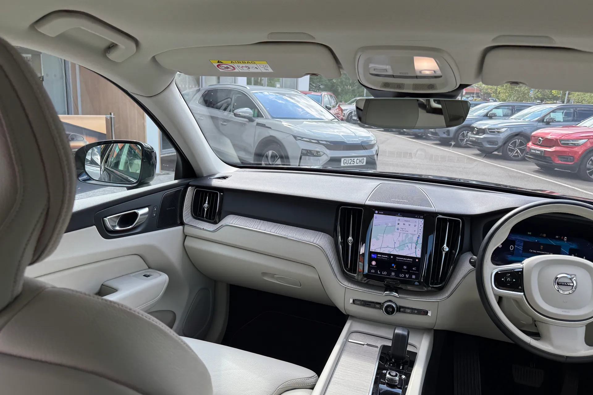 Volvo XC60 thumbnail image number 31