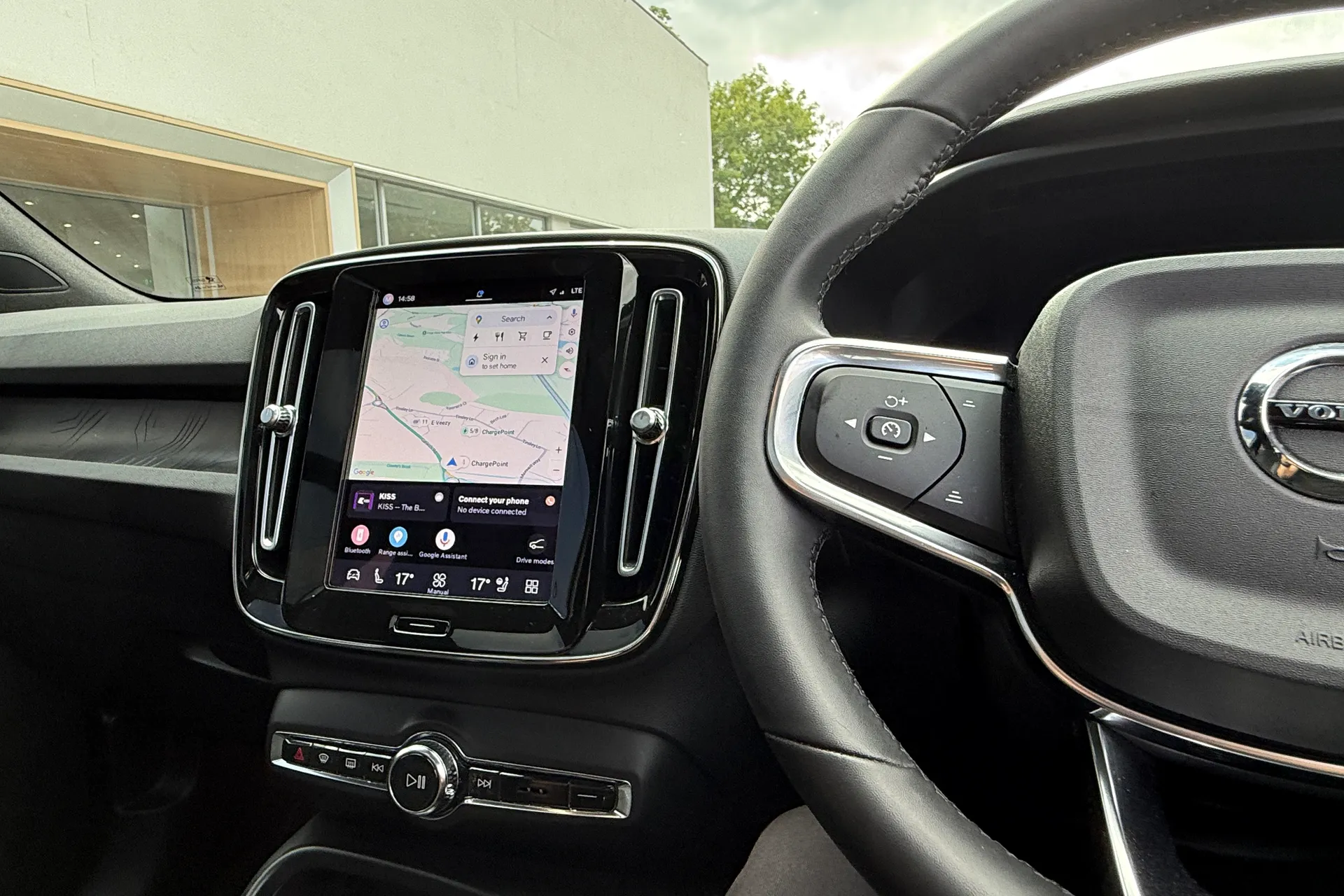 Volvo XC40 thumbnail image number 35