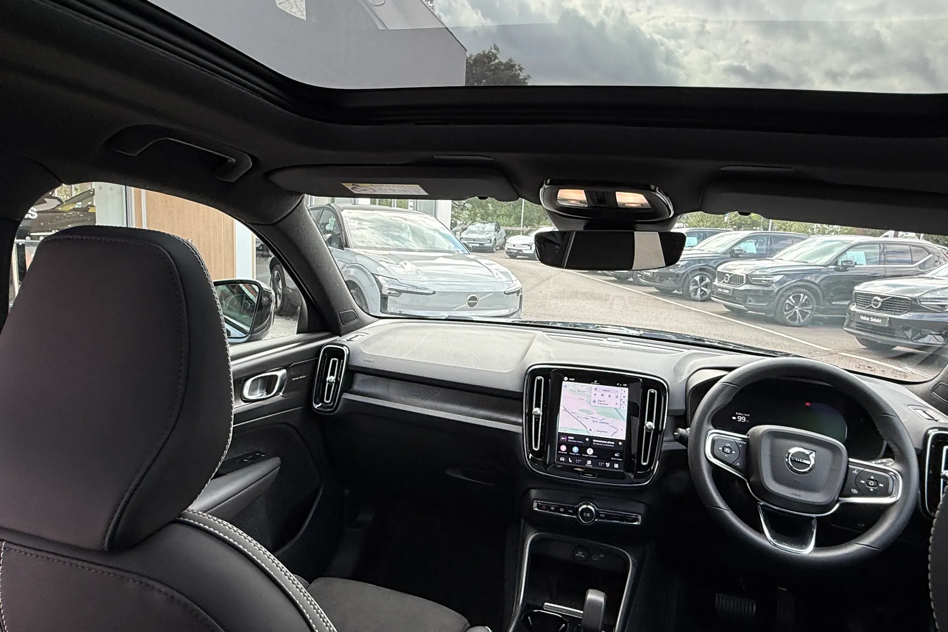 Volvo XC40 thumbnail image number 31