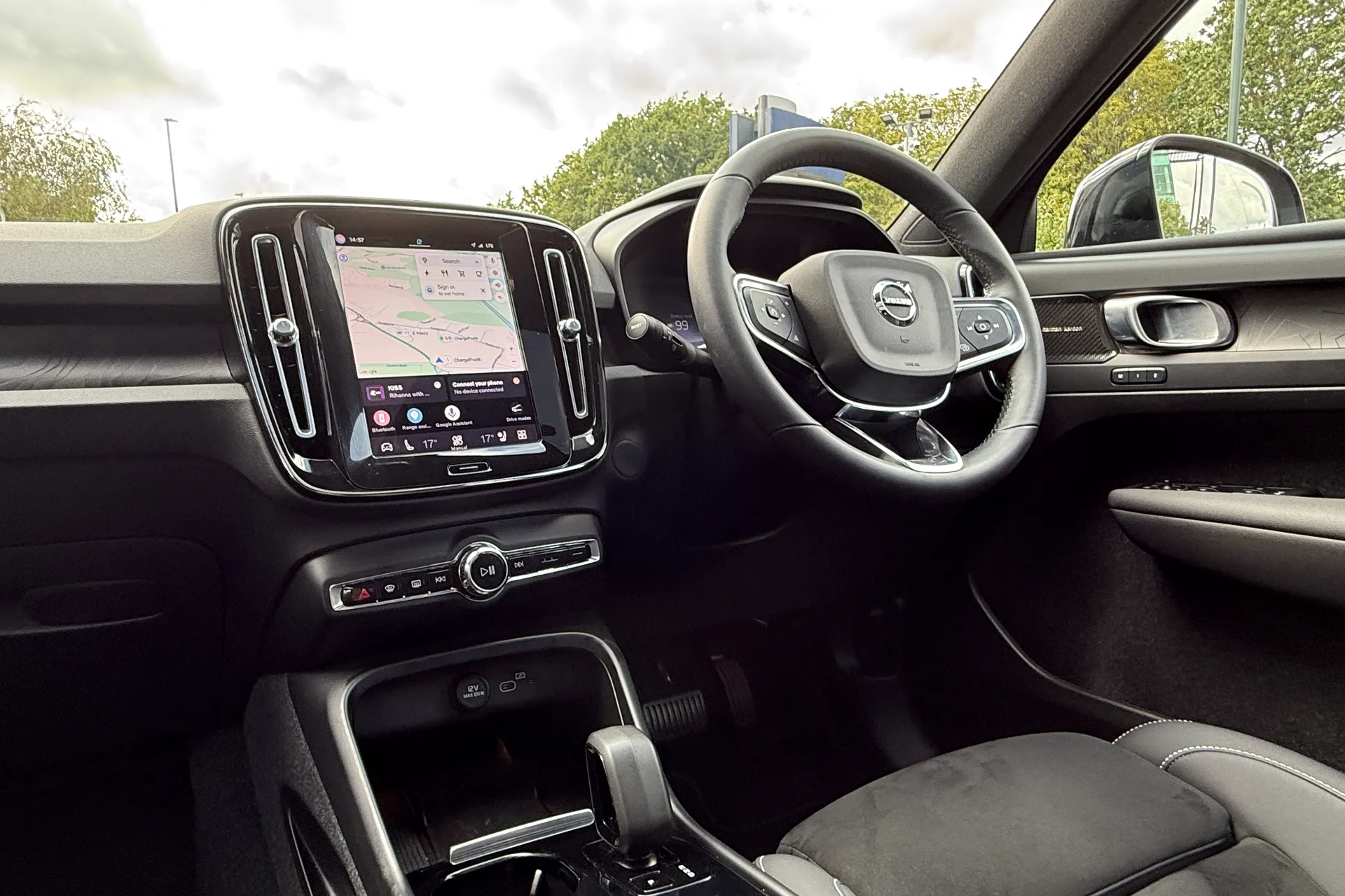 Volvo XC40 thumbnail image number 34