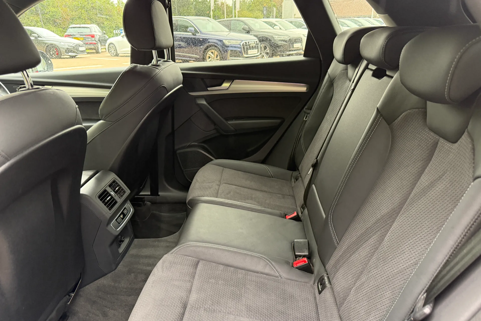Audi Q5 thumbnail image number 47