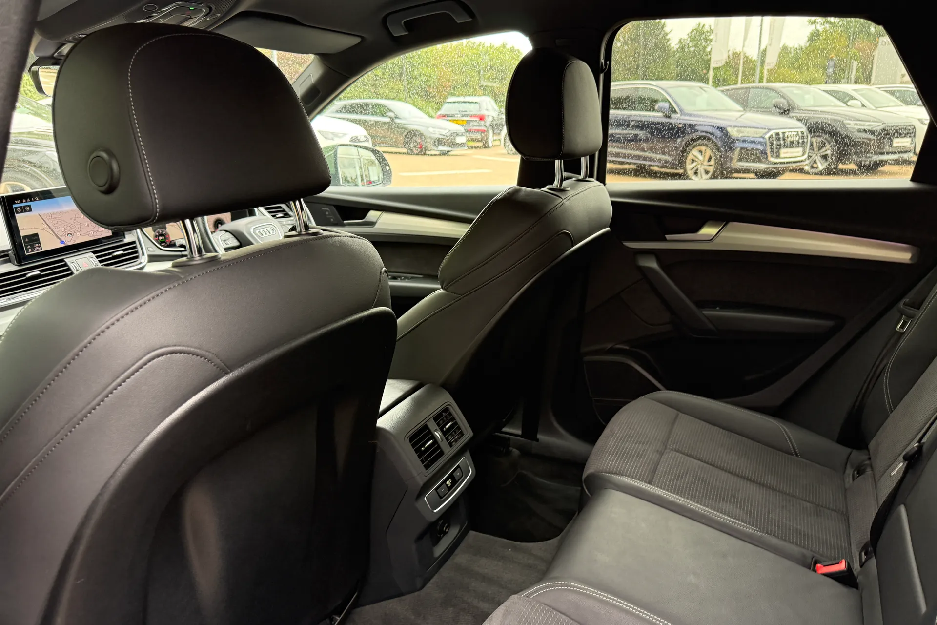 Audi Q5 thumbnail image number 45