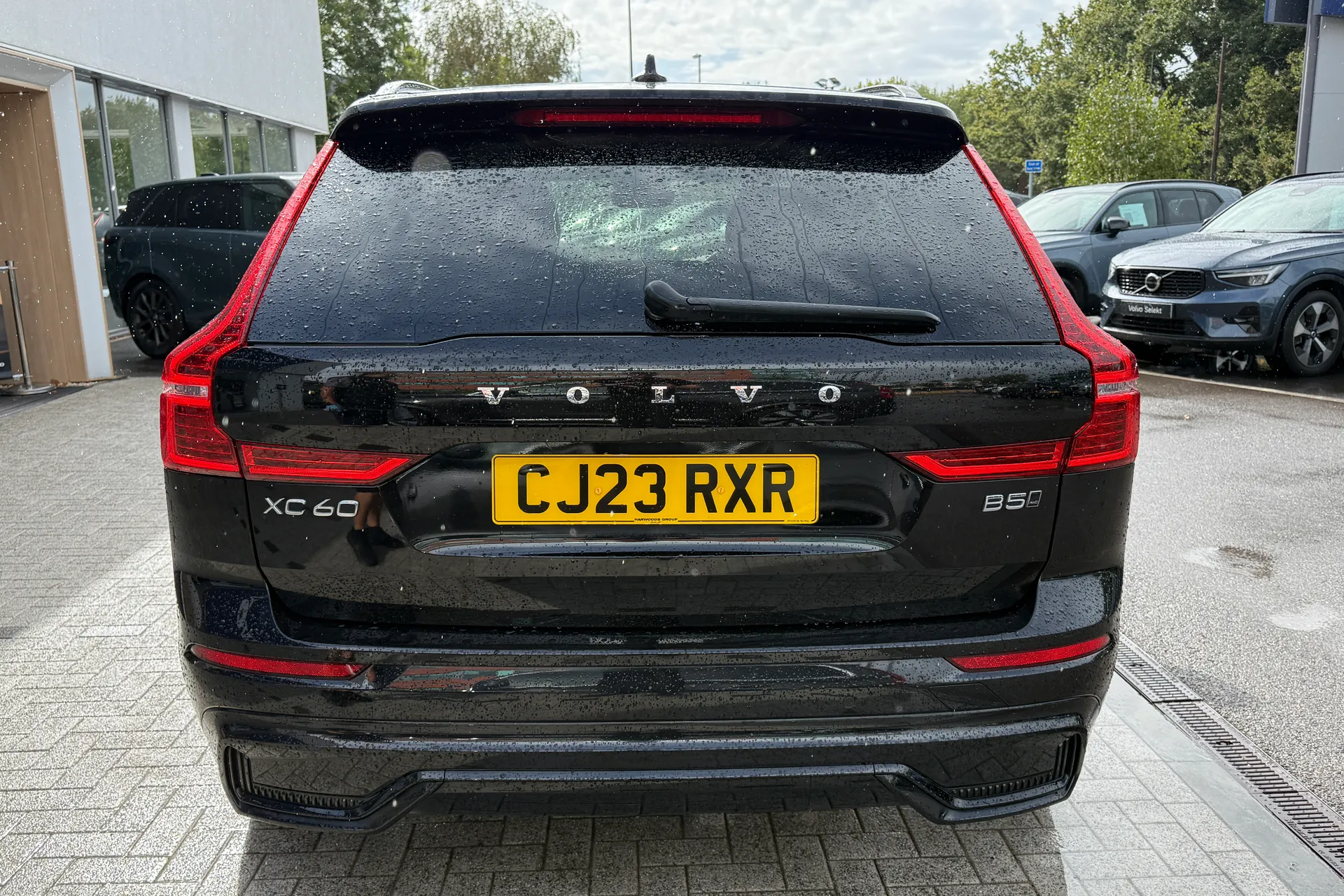 Volvo XC60 thumbnail image number 9