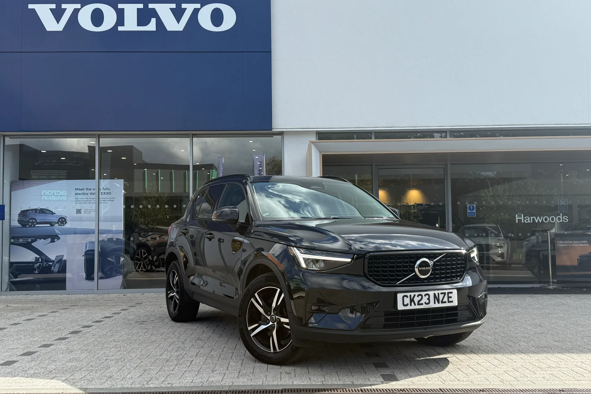 Volvo XC40 focused image