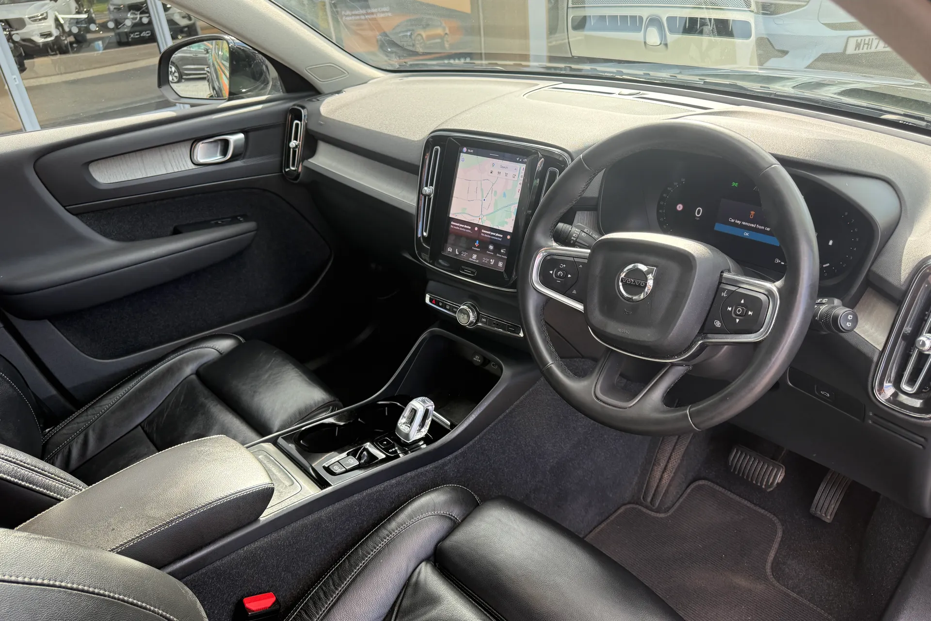 Volvo XC40 thumbnail image number 6
