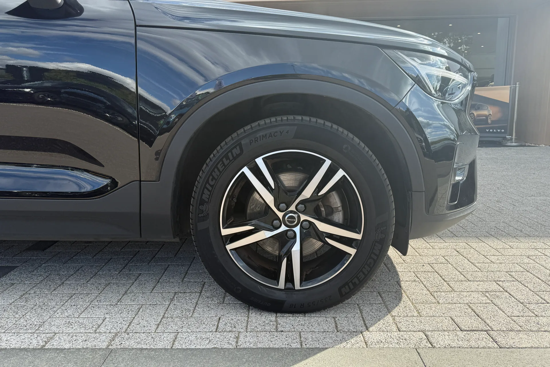 Volvo XC40 thumbnail image number 14