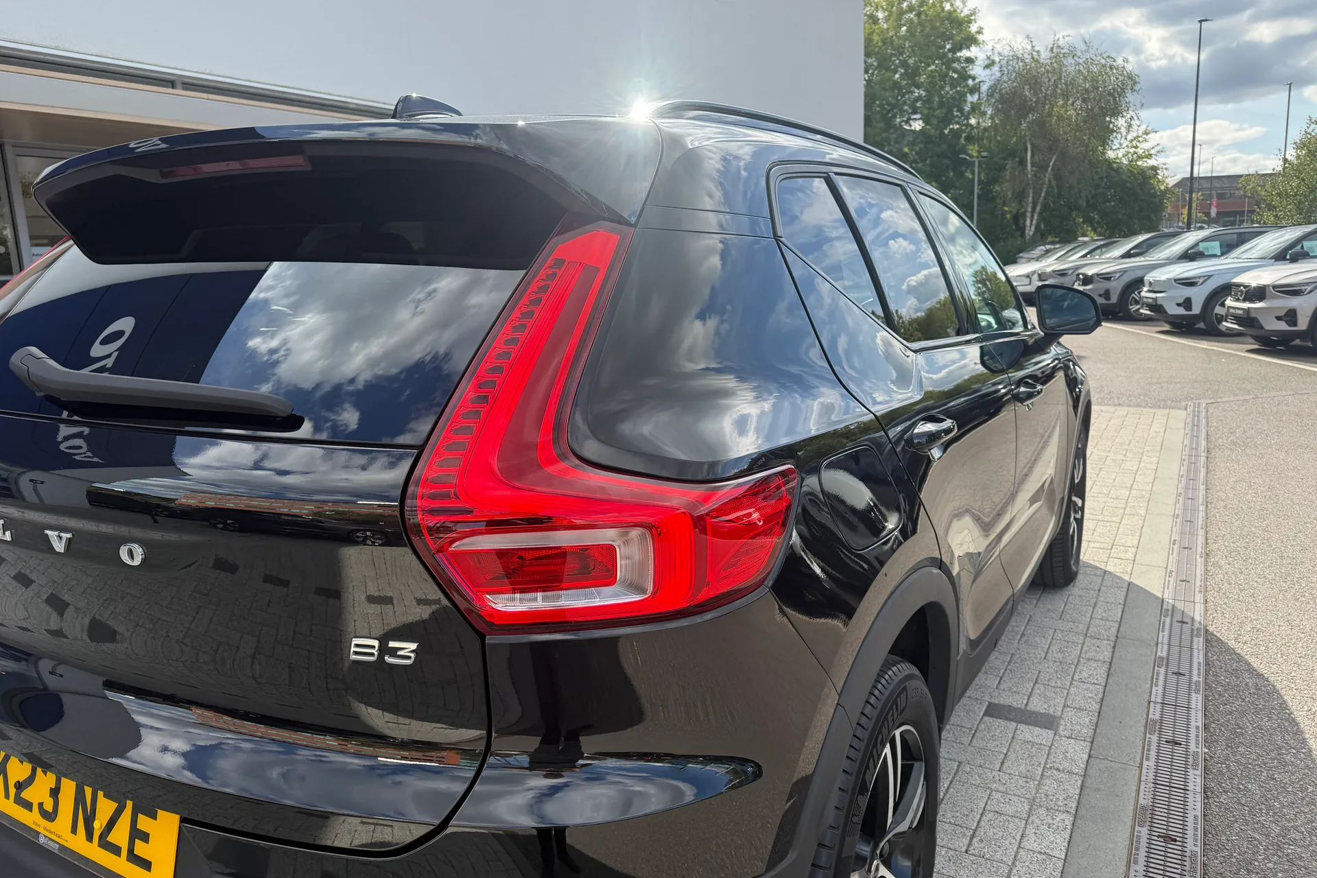 Volvo XC40 thumbnail image number 17