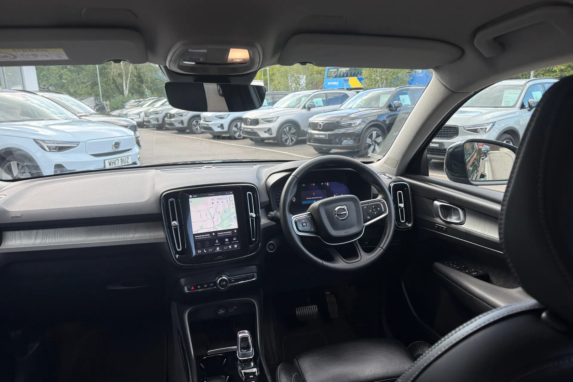 Volvo XC40 thumbnail image number 32