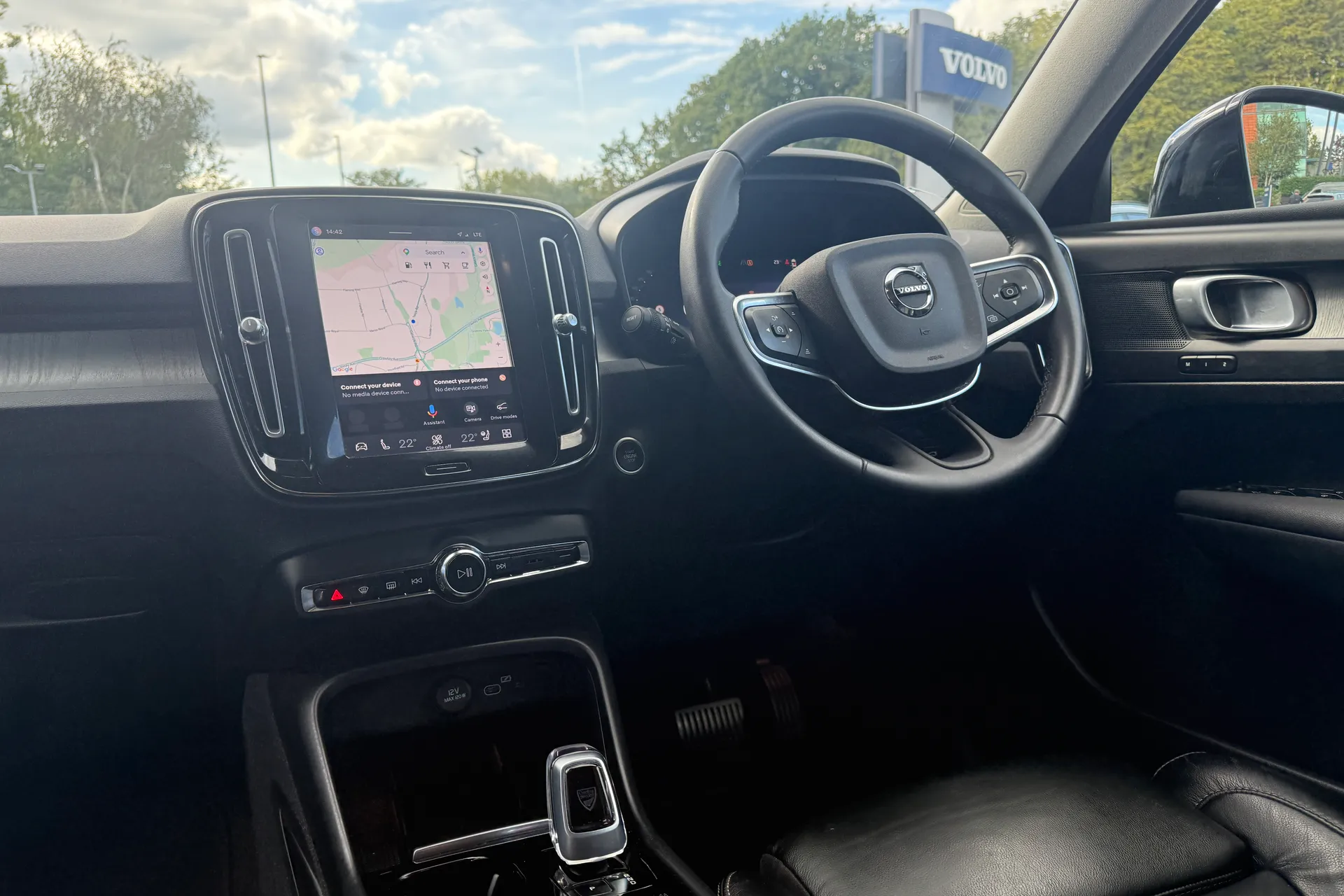Volvo XC40 thumbnail image number 34