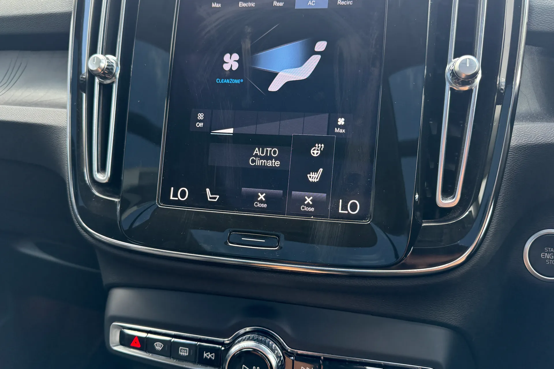 Volvo XC40 thumbnail image number 38