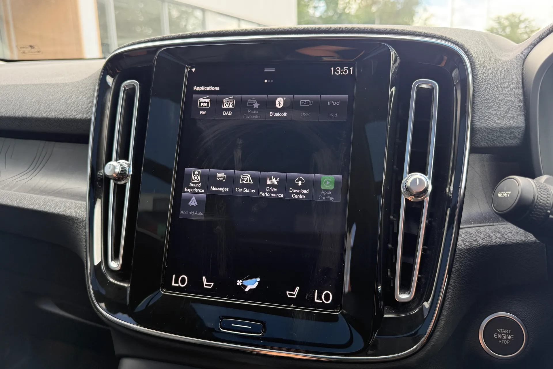 Volvo XC40 thumbnail image number 40