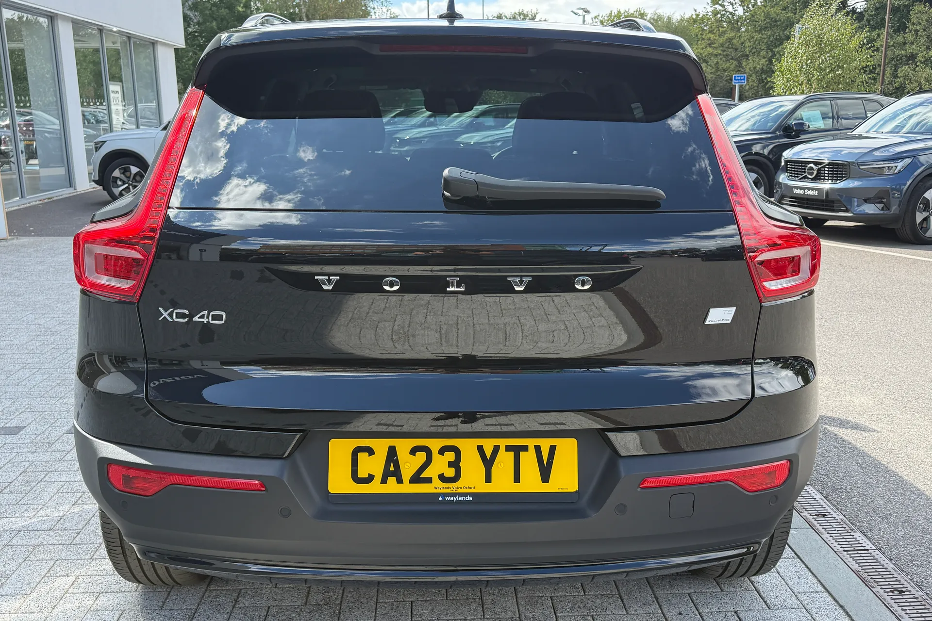 Volvo XC40 thumbnail image number 9