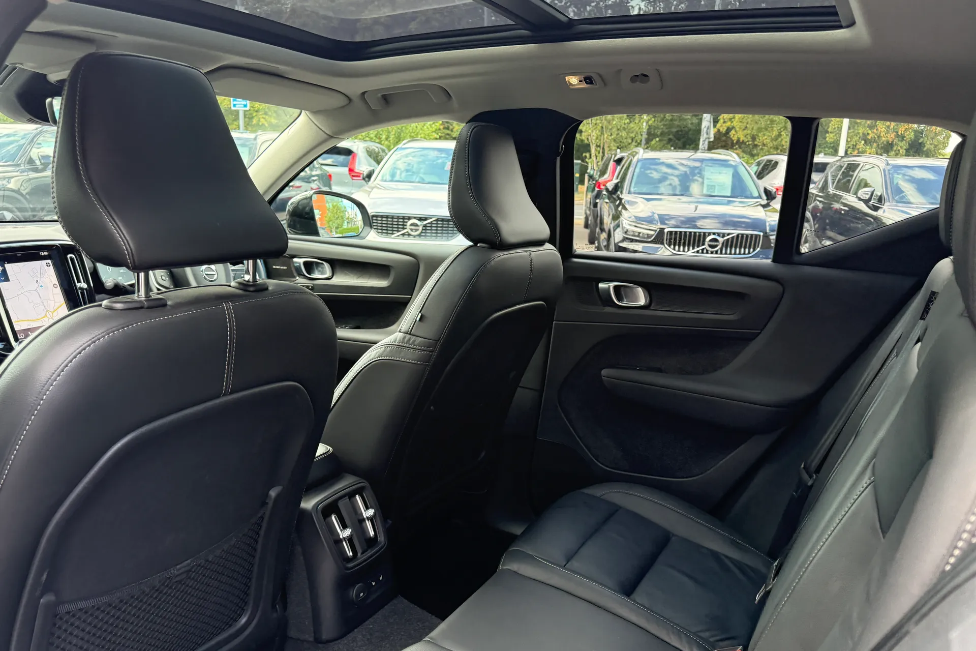 Volvo XC40 thumbnail image number 29
