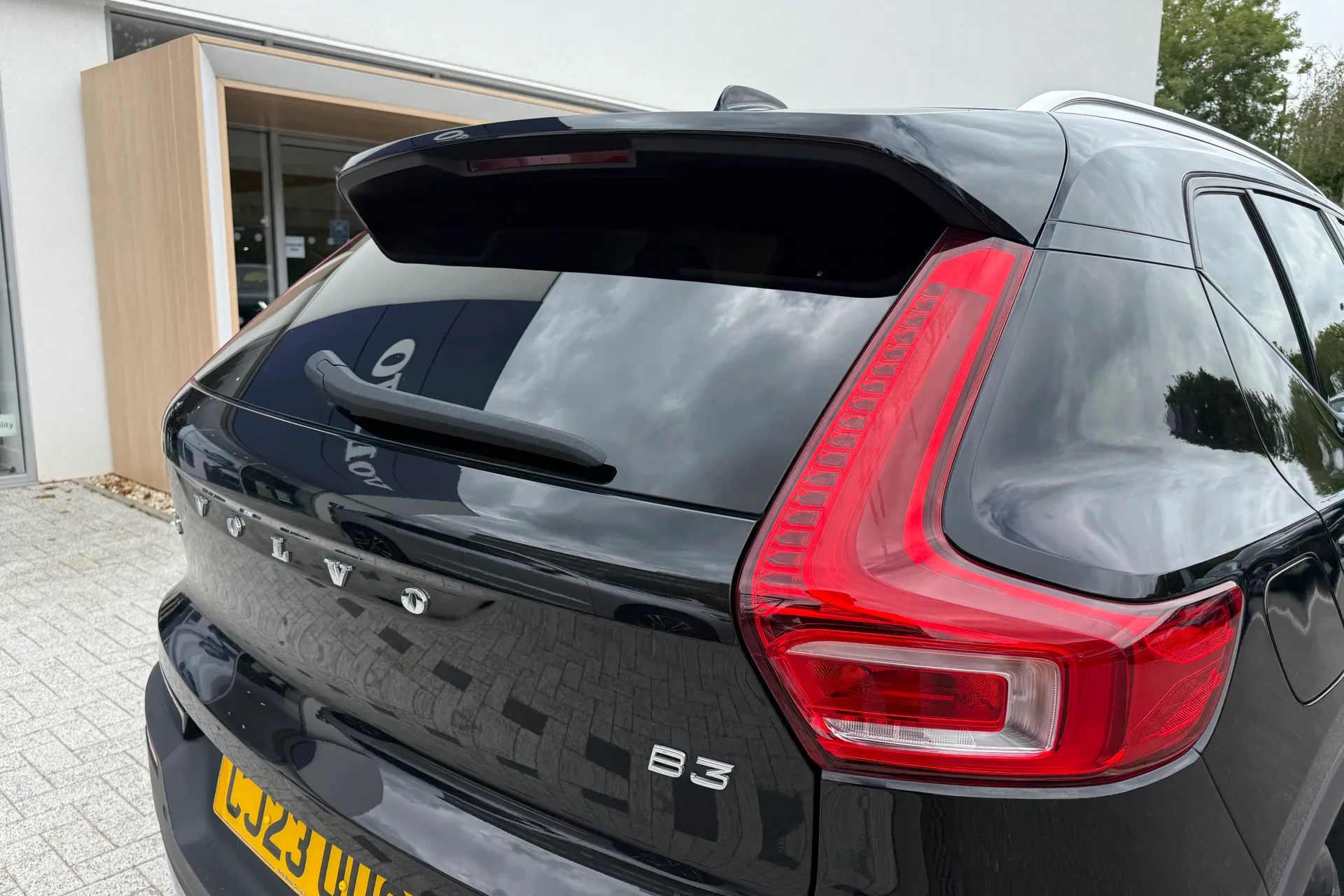 Volvo XC40 thumbnail image number 18