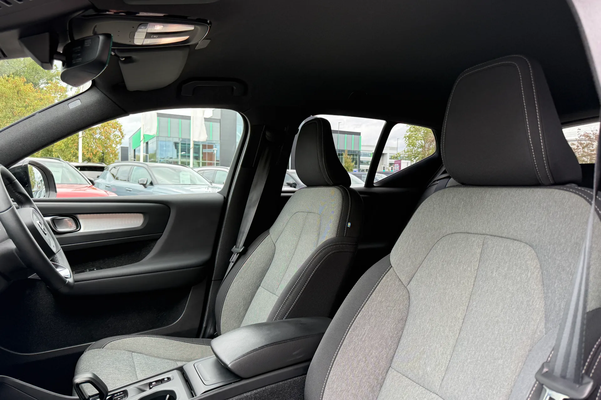 Volvo XC40 thumbnail image number 28