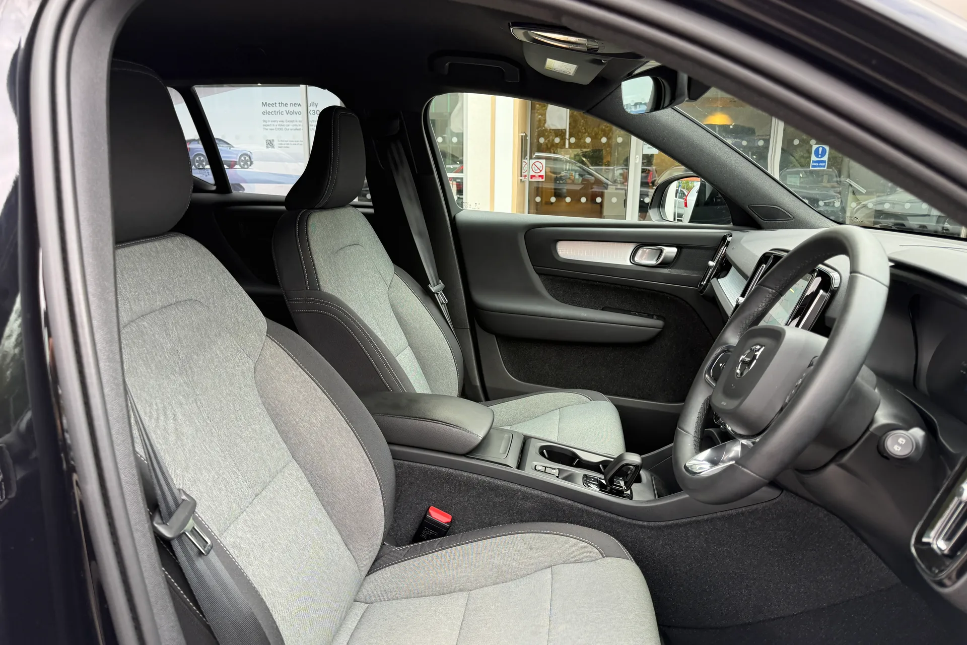 Volvo XC40 thumbnail image number 26