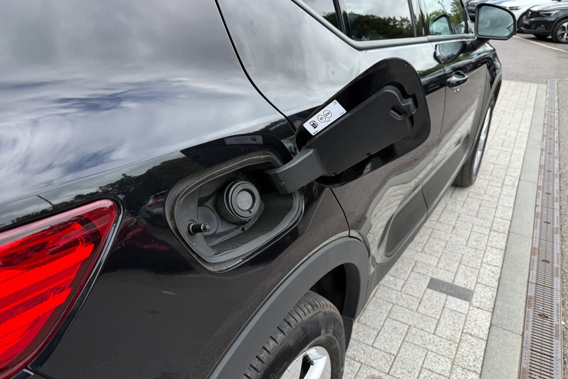 Volvo XC40 thumbnail image number 16