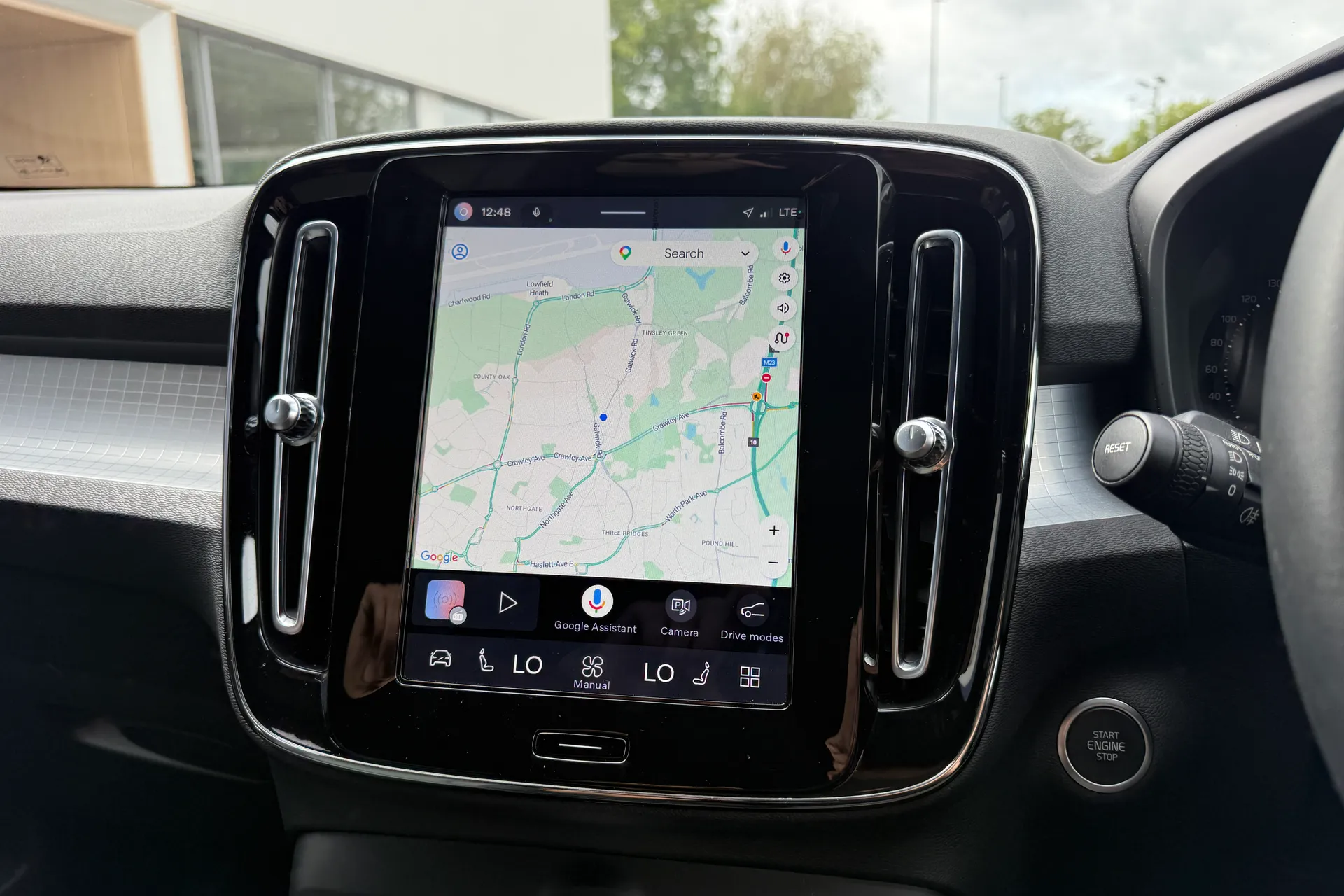 Volvo XC40 thumbnail image number 5