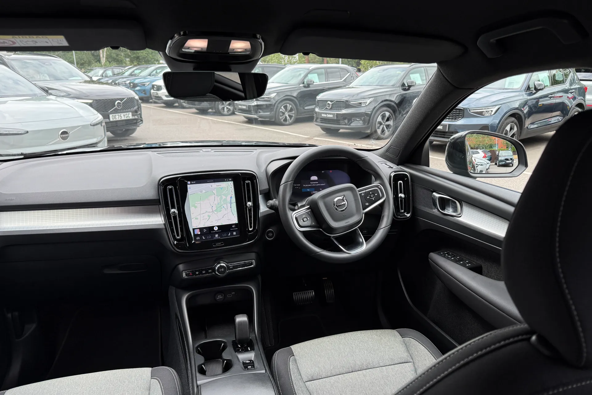Volvo XC40 thumbnail image number 32