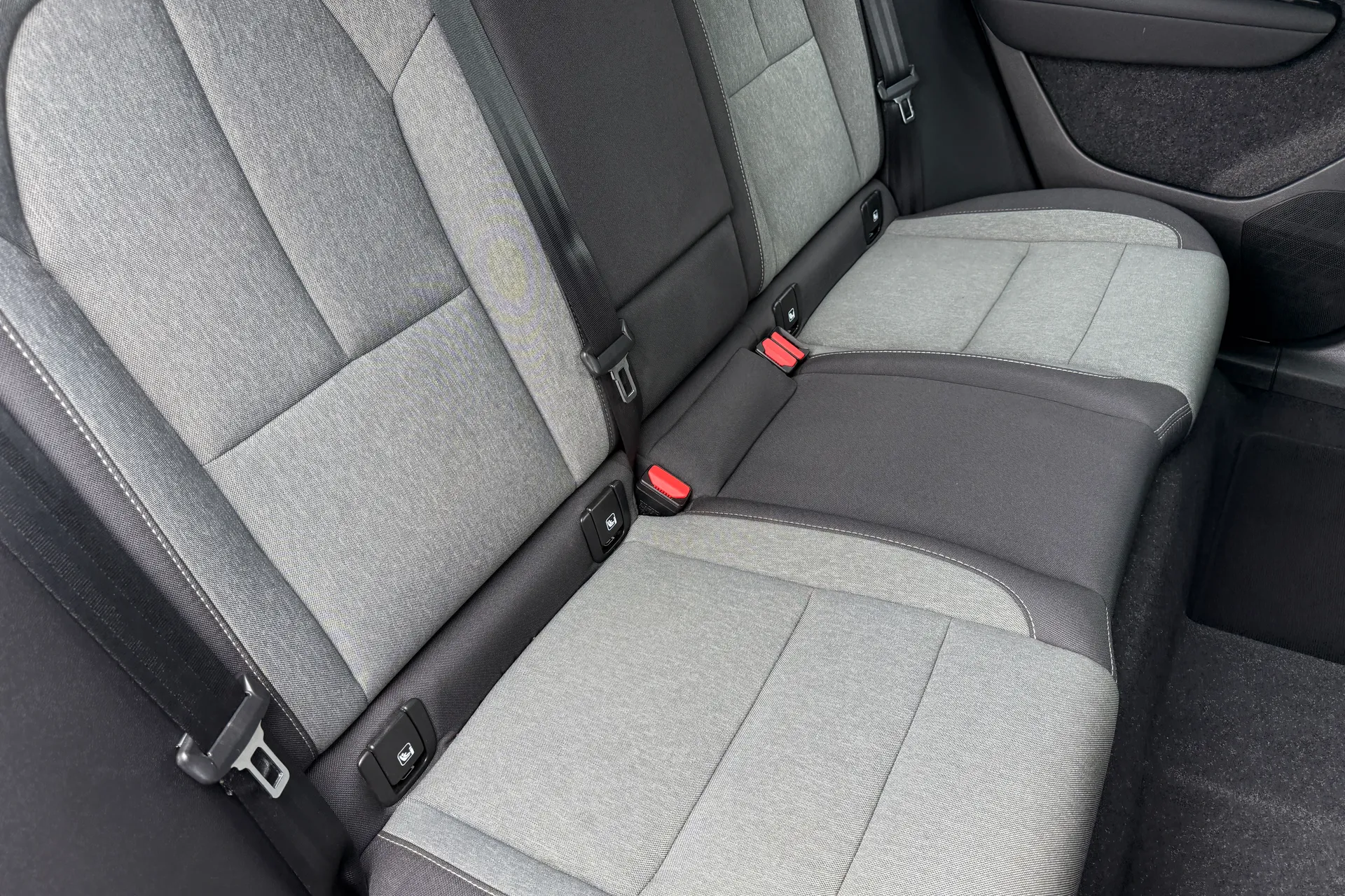 Volvo XC40 thumbnail image number 25