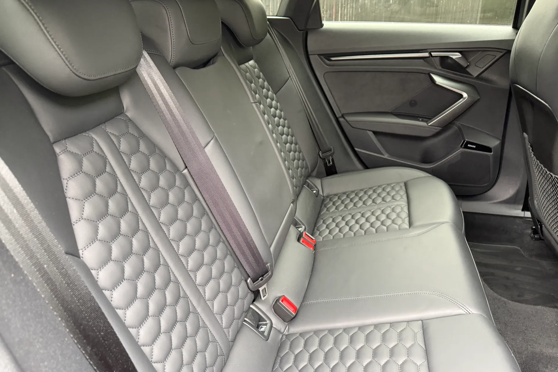 Audi RS3 thumbnail image number 28
