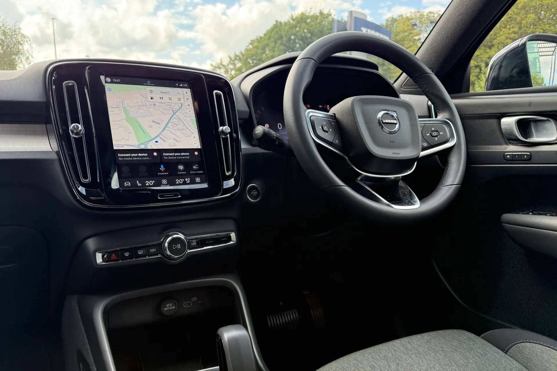Volvo XC40 thumbnail image number 34