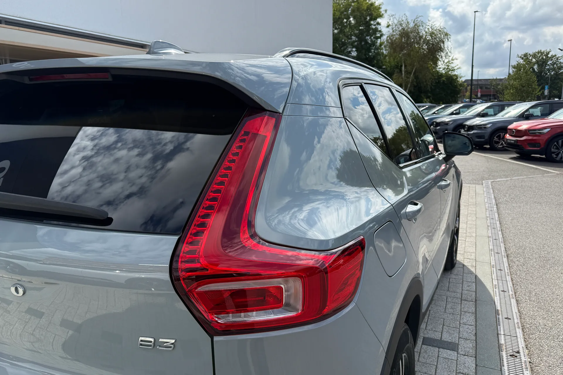 Volvo XC40 thumbnail image number 17