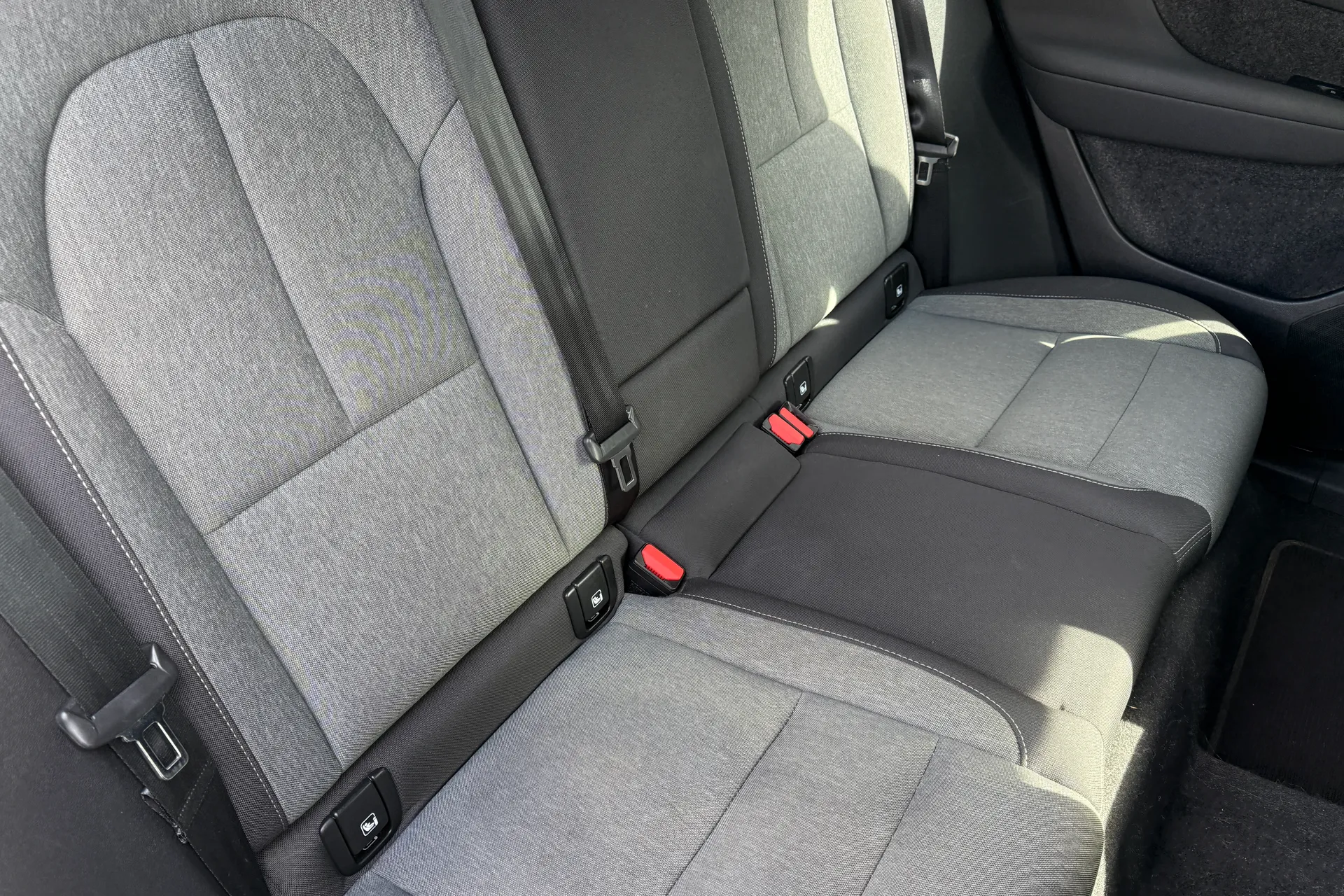 Volvo XC40 thumbnail image number 25