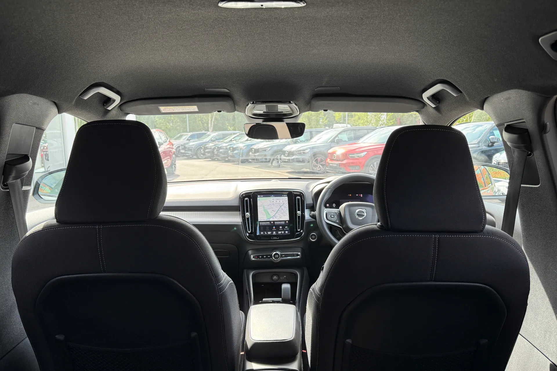 Volvo XC40 thumbnail image number 22