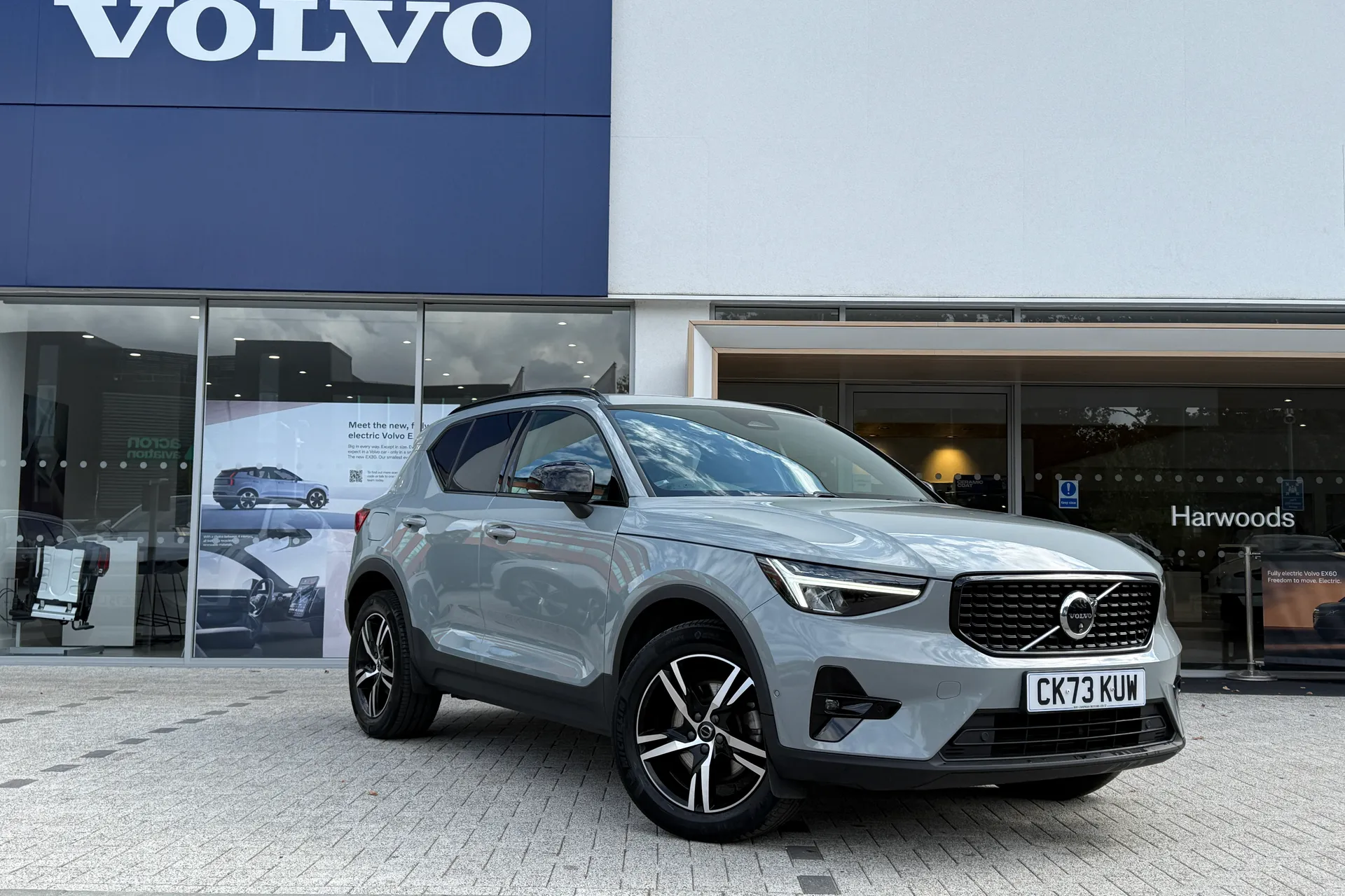 Volvo XC40 focused image