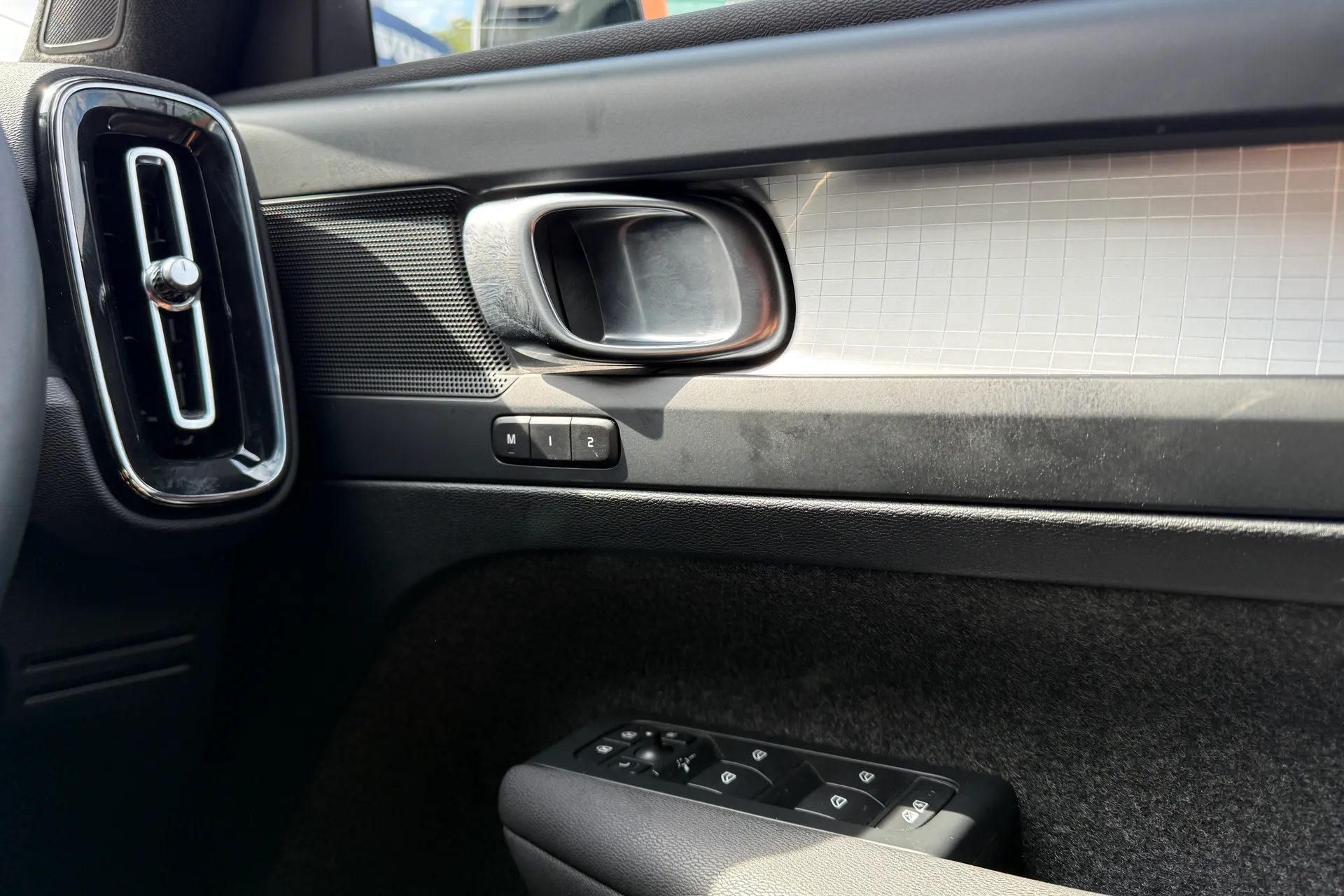 Volvo XC40 thumbnail image number 41