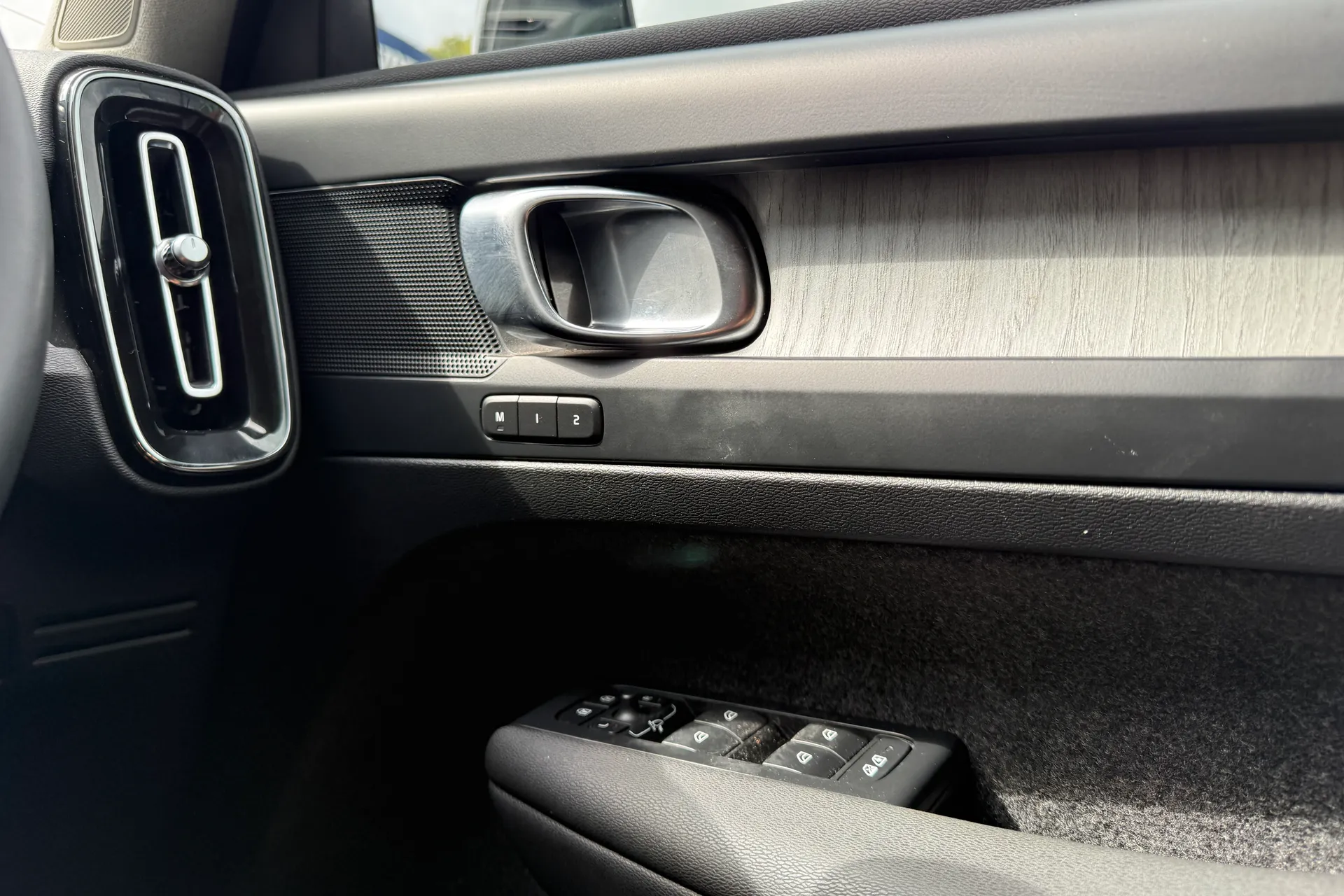 Volvo XC40 thumbnail image number 41
