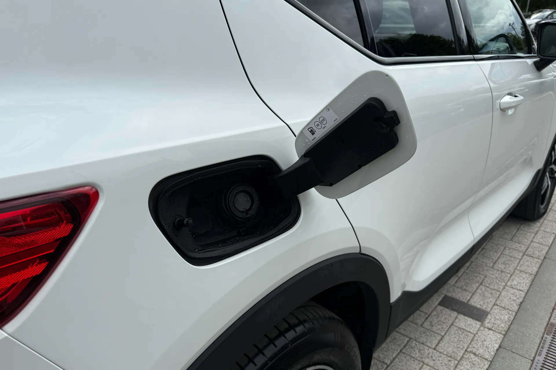 Volvo XC40 thumbnail image number 16