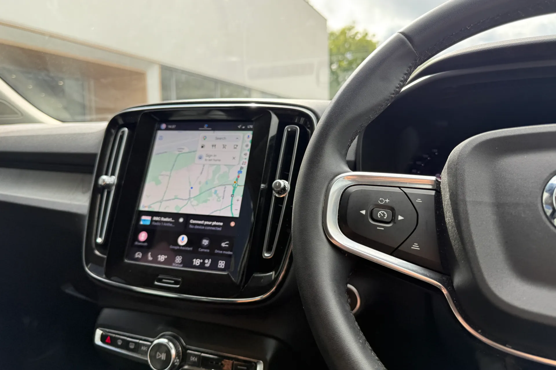 Volvo XC40 thumbnail image number 35