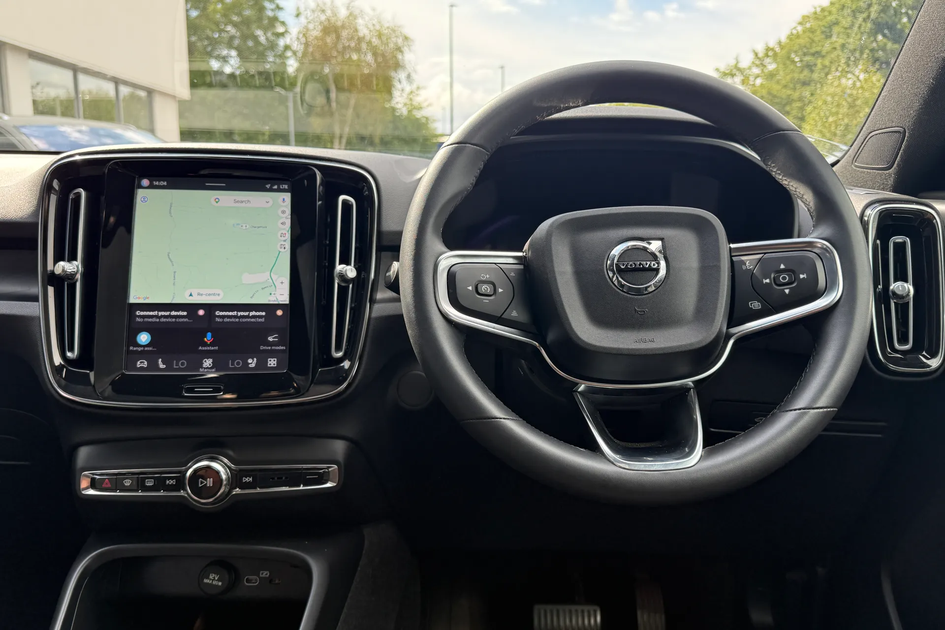 Volvo C40 thumbnail image number 32