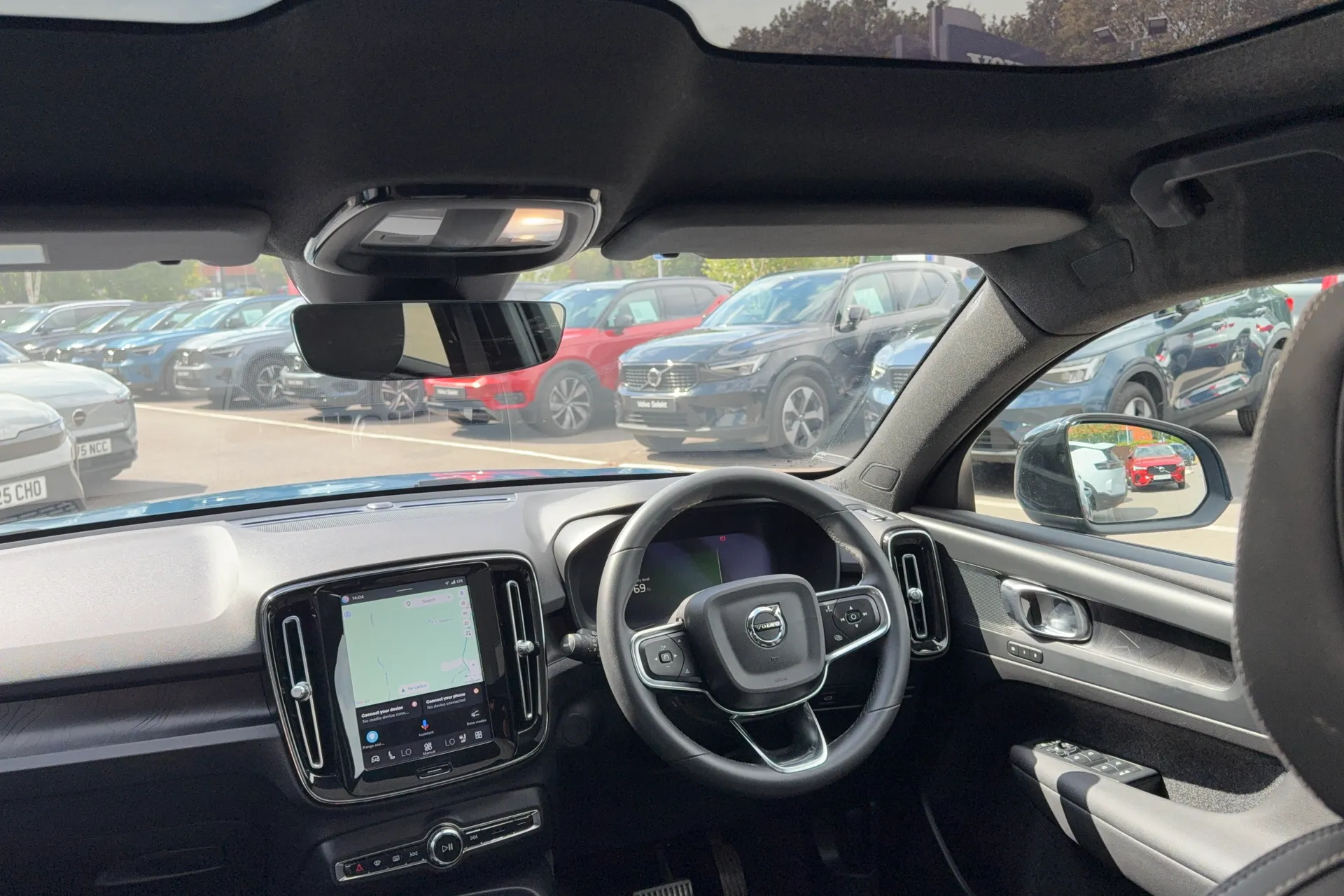 Volvo C40 thumbnail image number 31