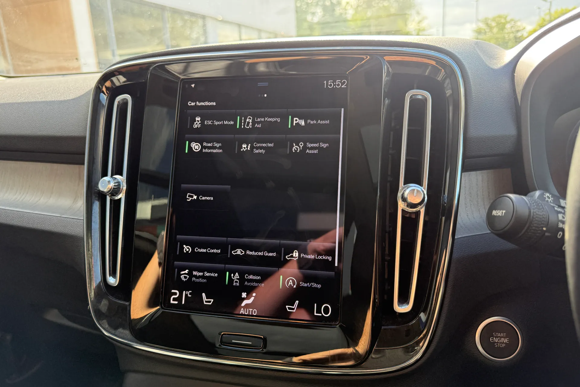 Volvo XC40 thumbnail image number 41