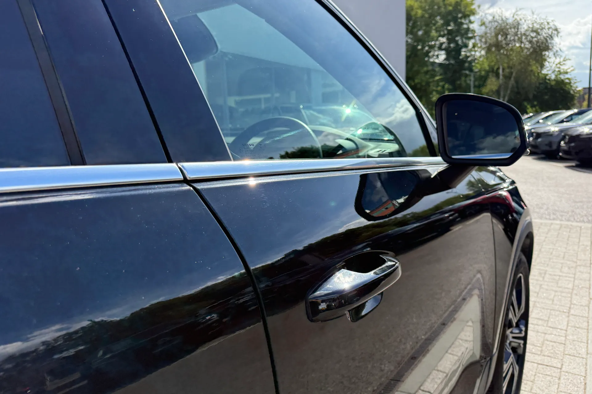 Volvo XC40 thumbnail image number 15