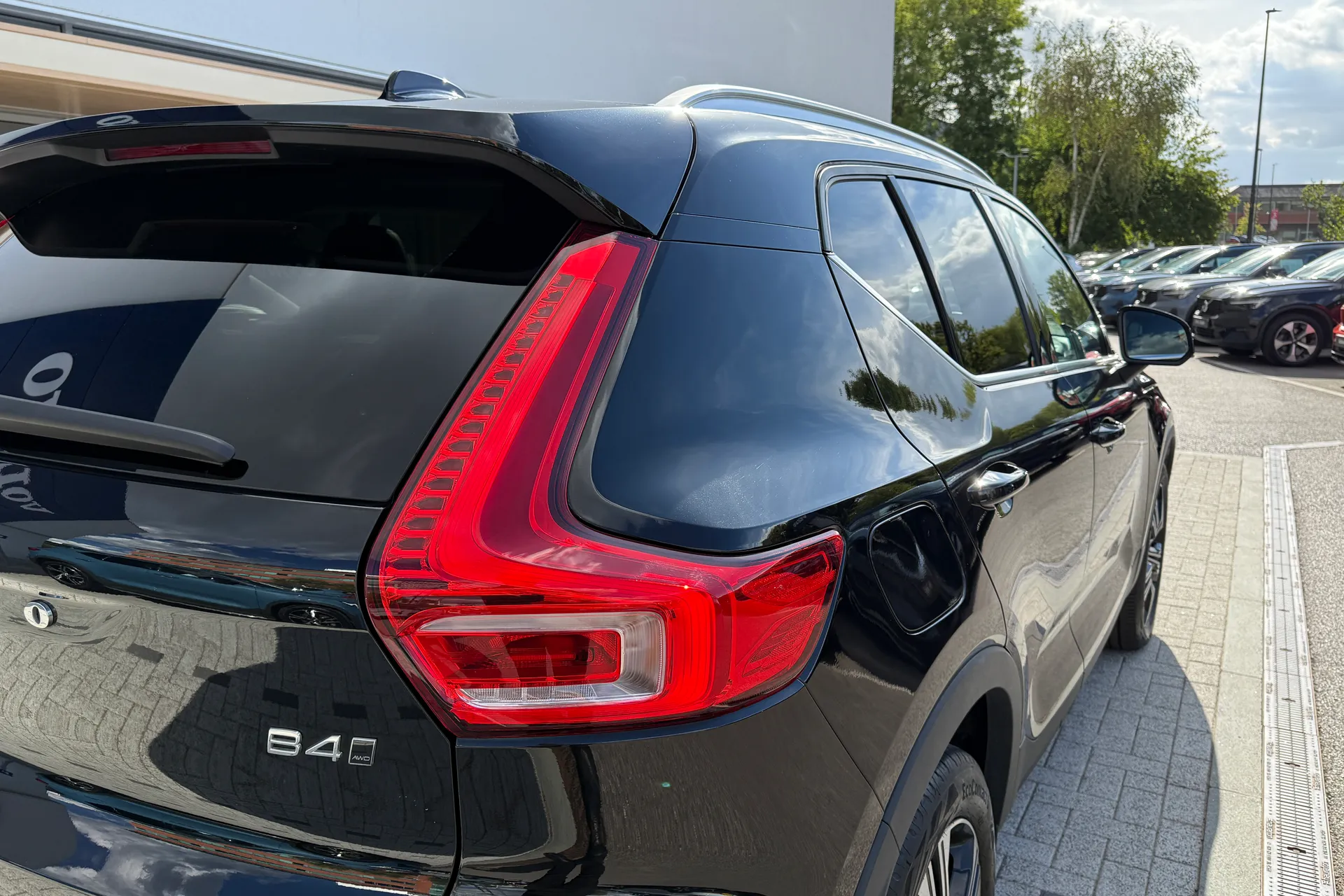 Volvo XC40 thumbnail image number 17