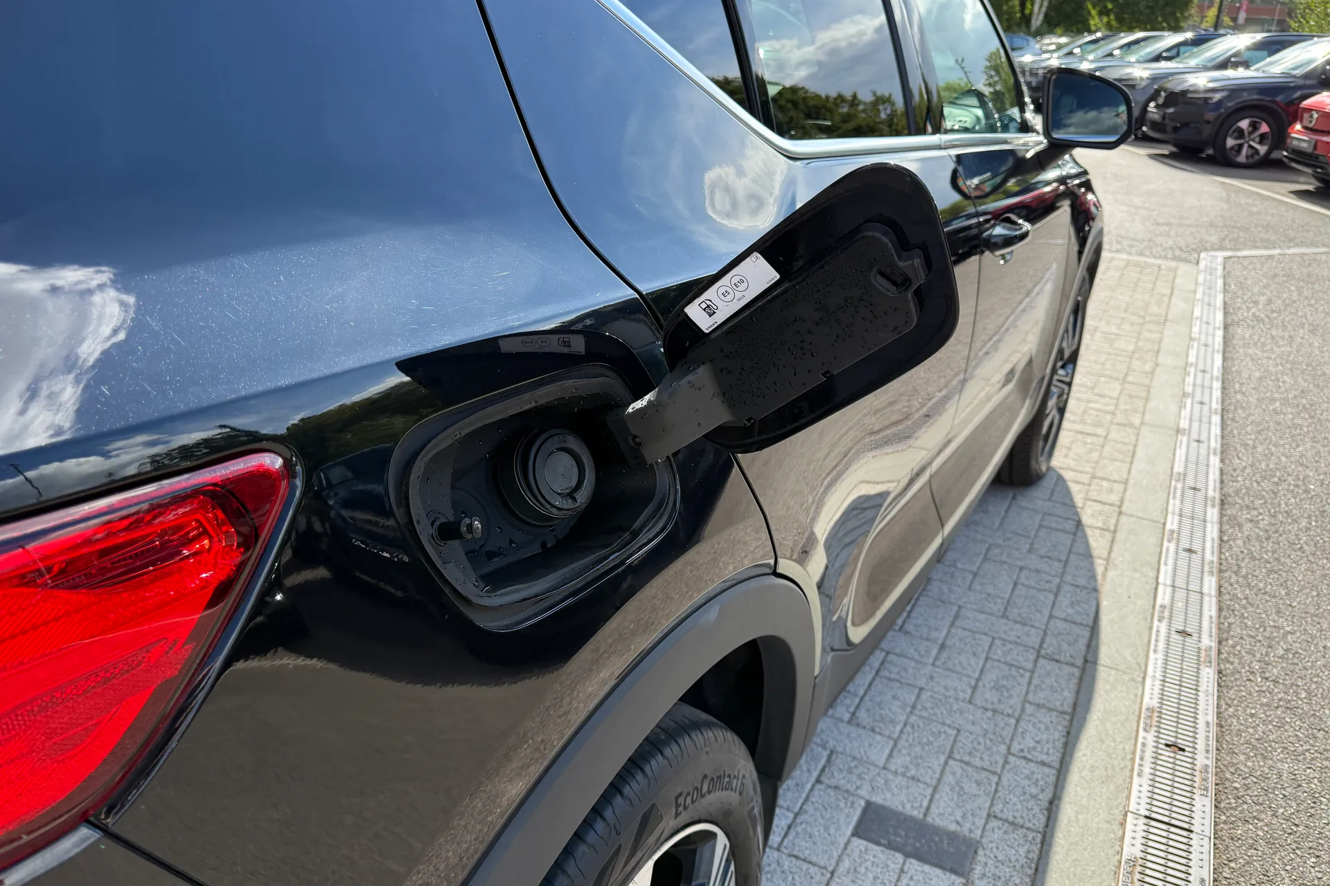 Volvo XC40 thumbnail image number 16